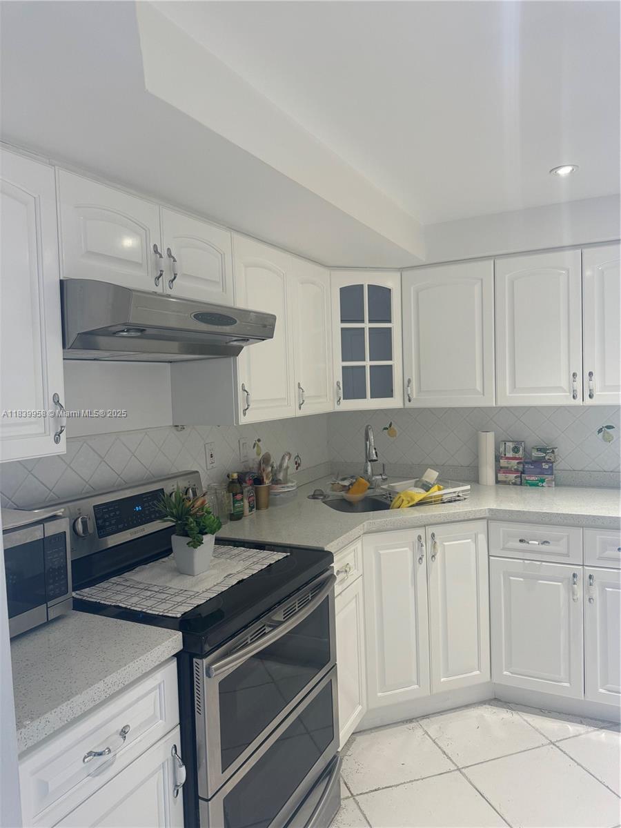 2750 NE 183rd St #1210, Aventura, Florida image 6