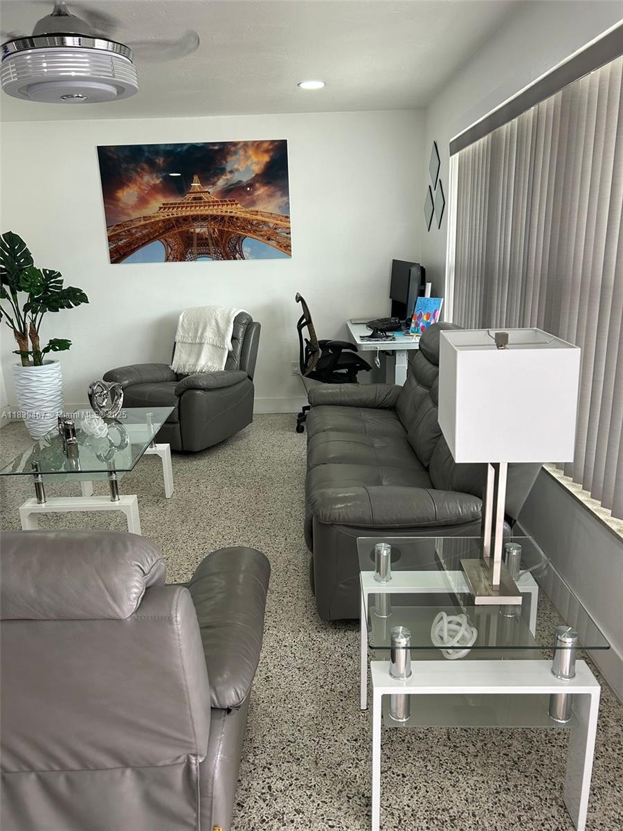 Property photo # 4