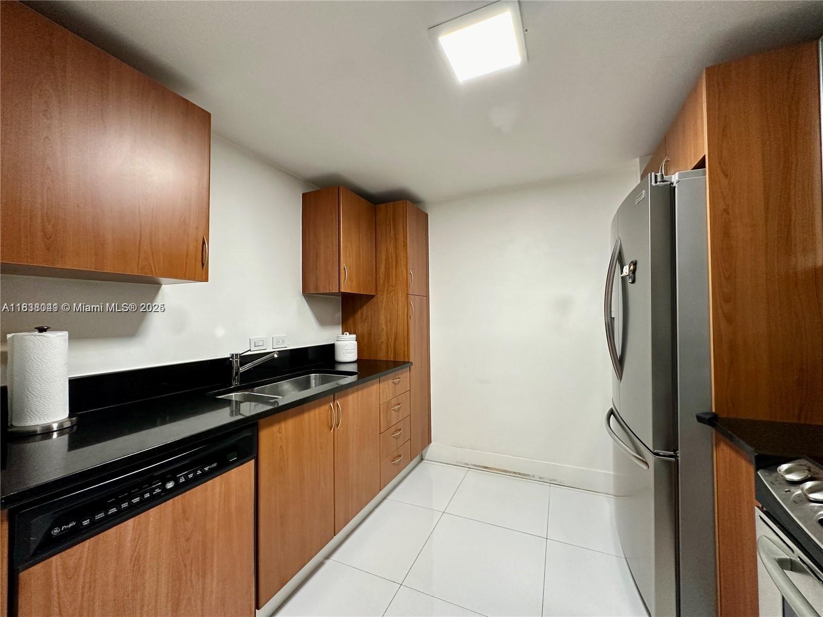 Property photo # 4