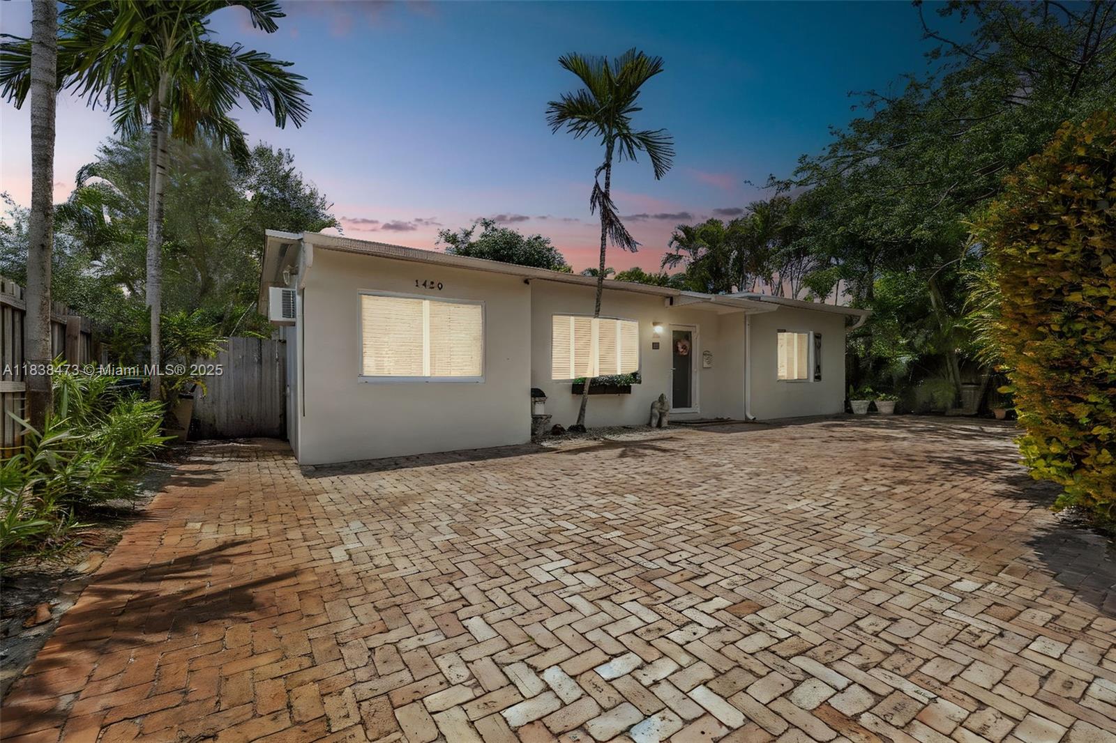 1420 NE 15th Ave, Fort Lauderdale, Florida image 1