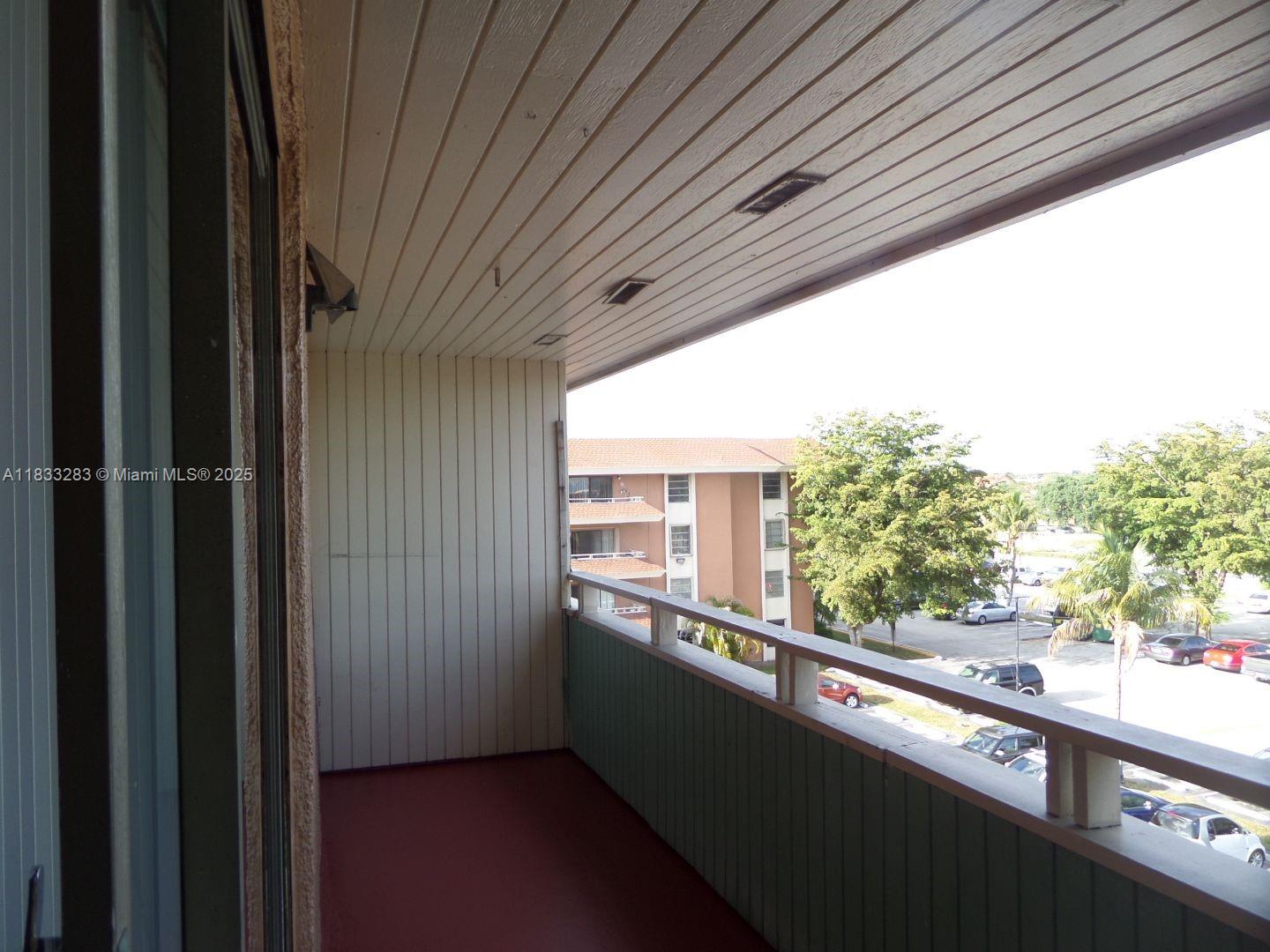 17530 NW 68th Ave #C4002, Hialeah, Florida image 4