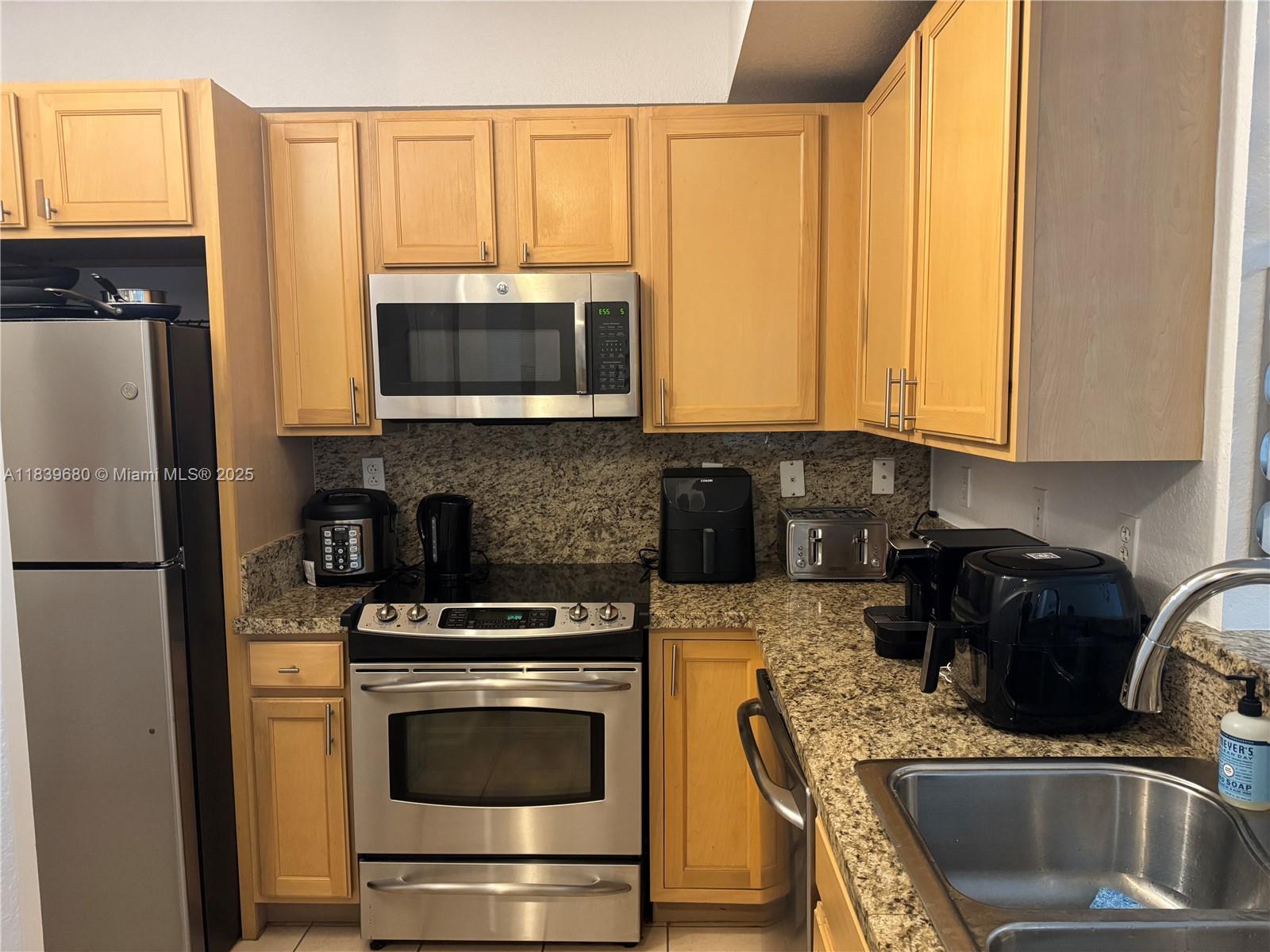 6001 SW 70th St #304, South Miami, Florida image 9