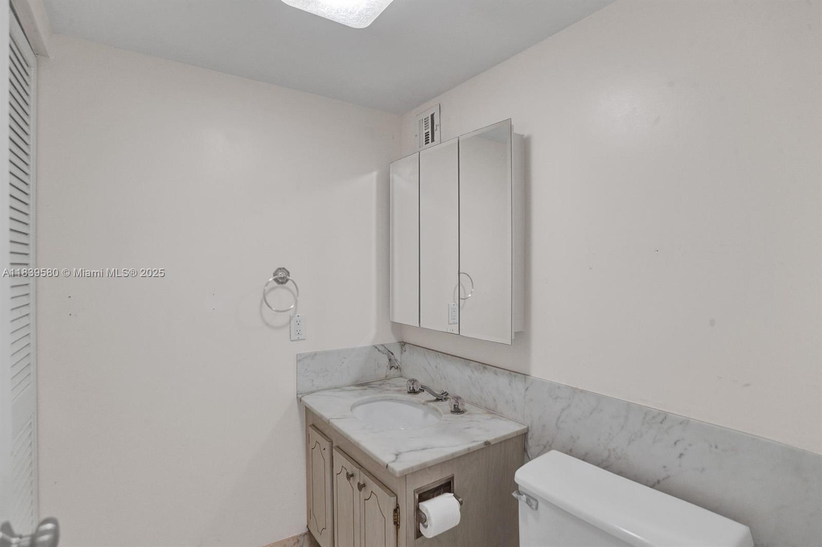 111 N Pompano Beach Blvd #PH9, Pompano Beach, Florida image 19