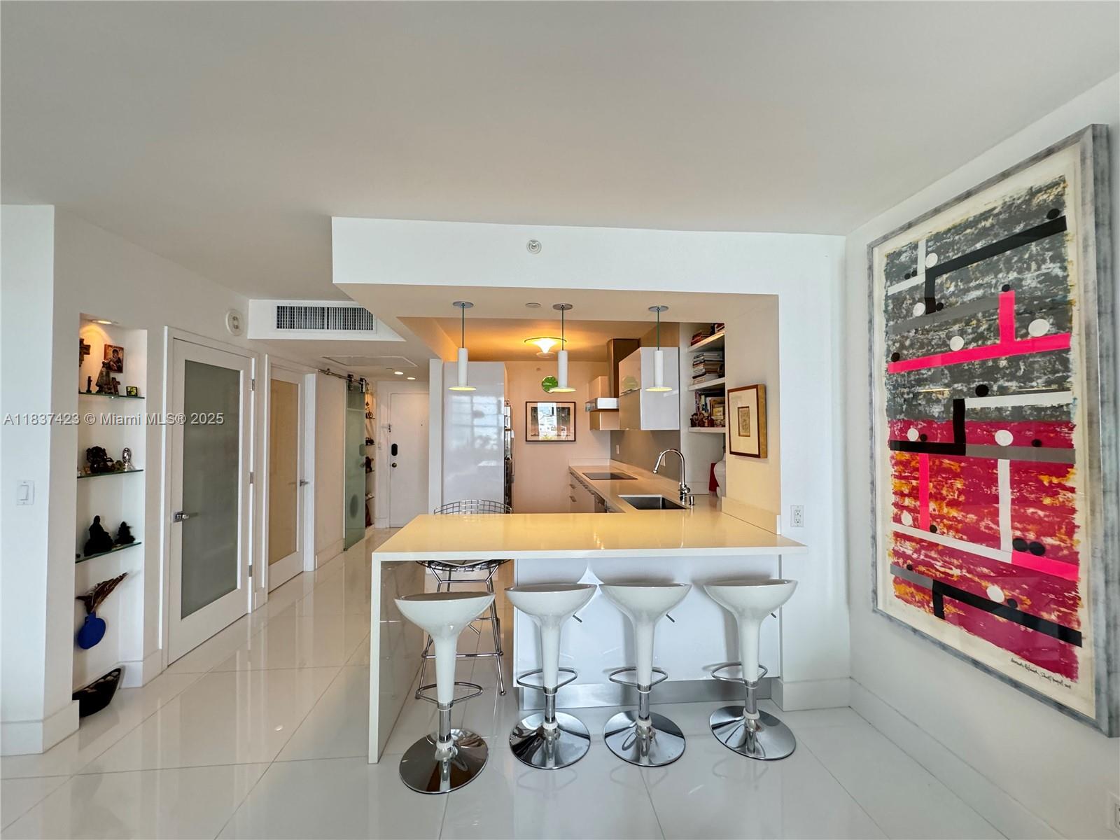 100 Lincoln Rd #1022, Miami Beach, Florida image 2