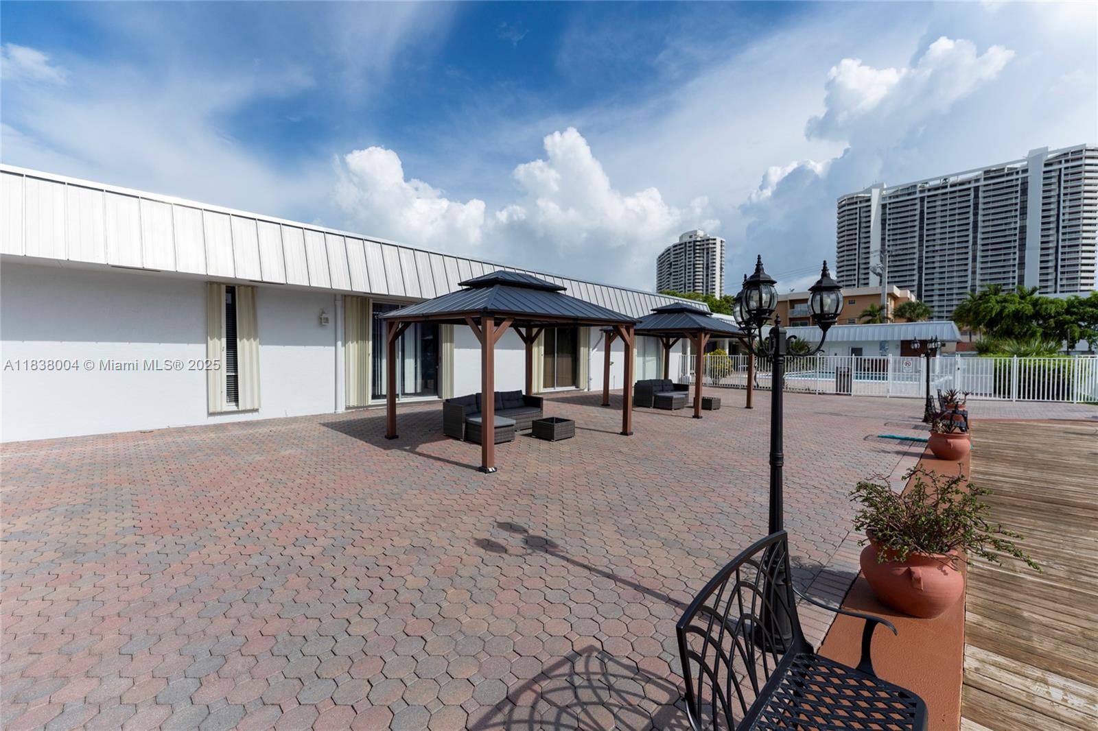 3551 NE 169th St #411, North Miami Beach, Florida image 13