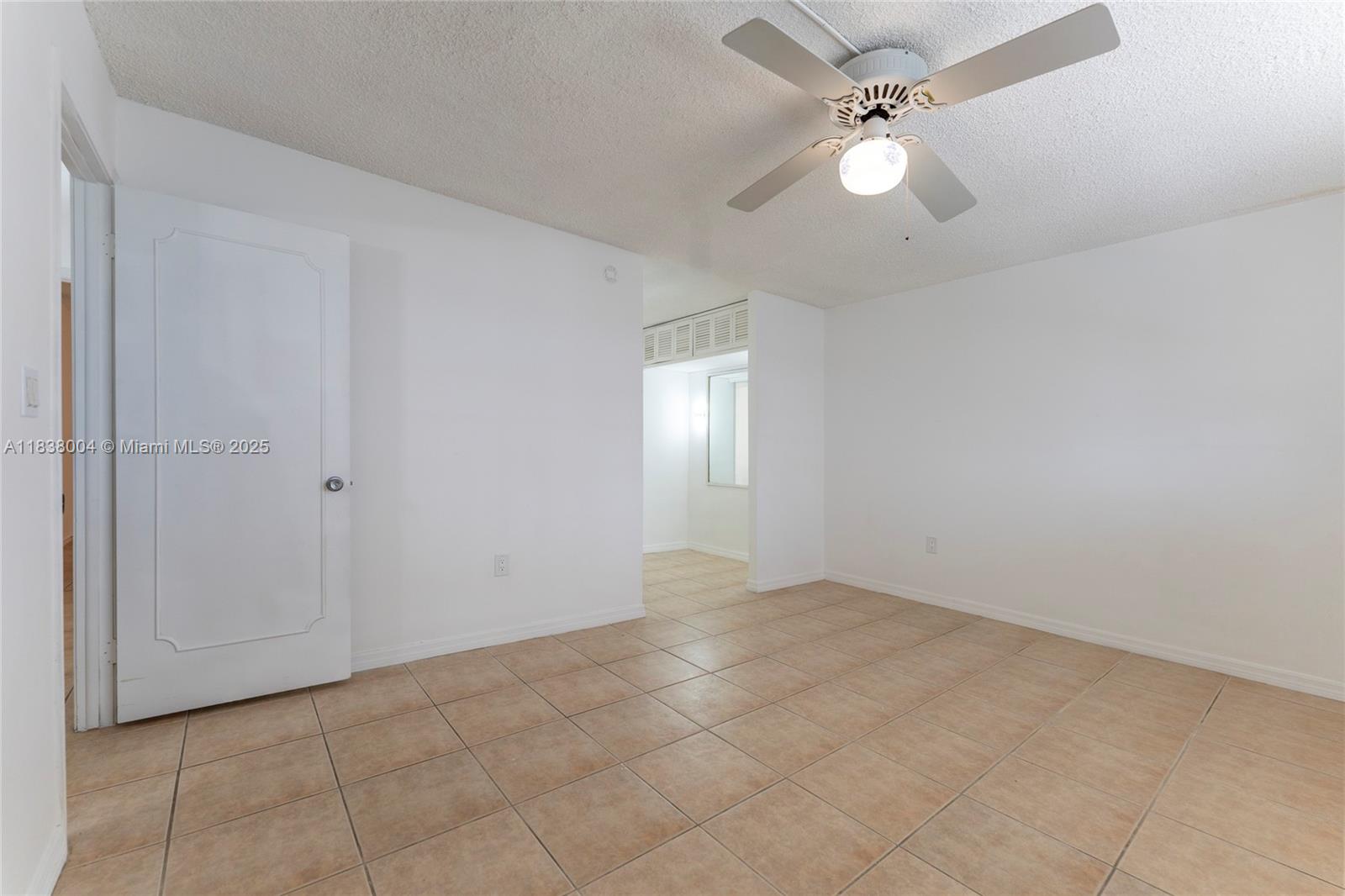 3551 NE 169th St #411, North Miami Beach, Florida image 25
