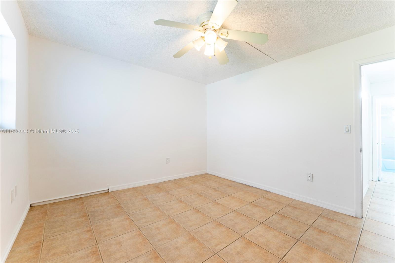 3551 NE 169th St #411, North Miami Beach, Florida image 32