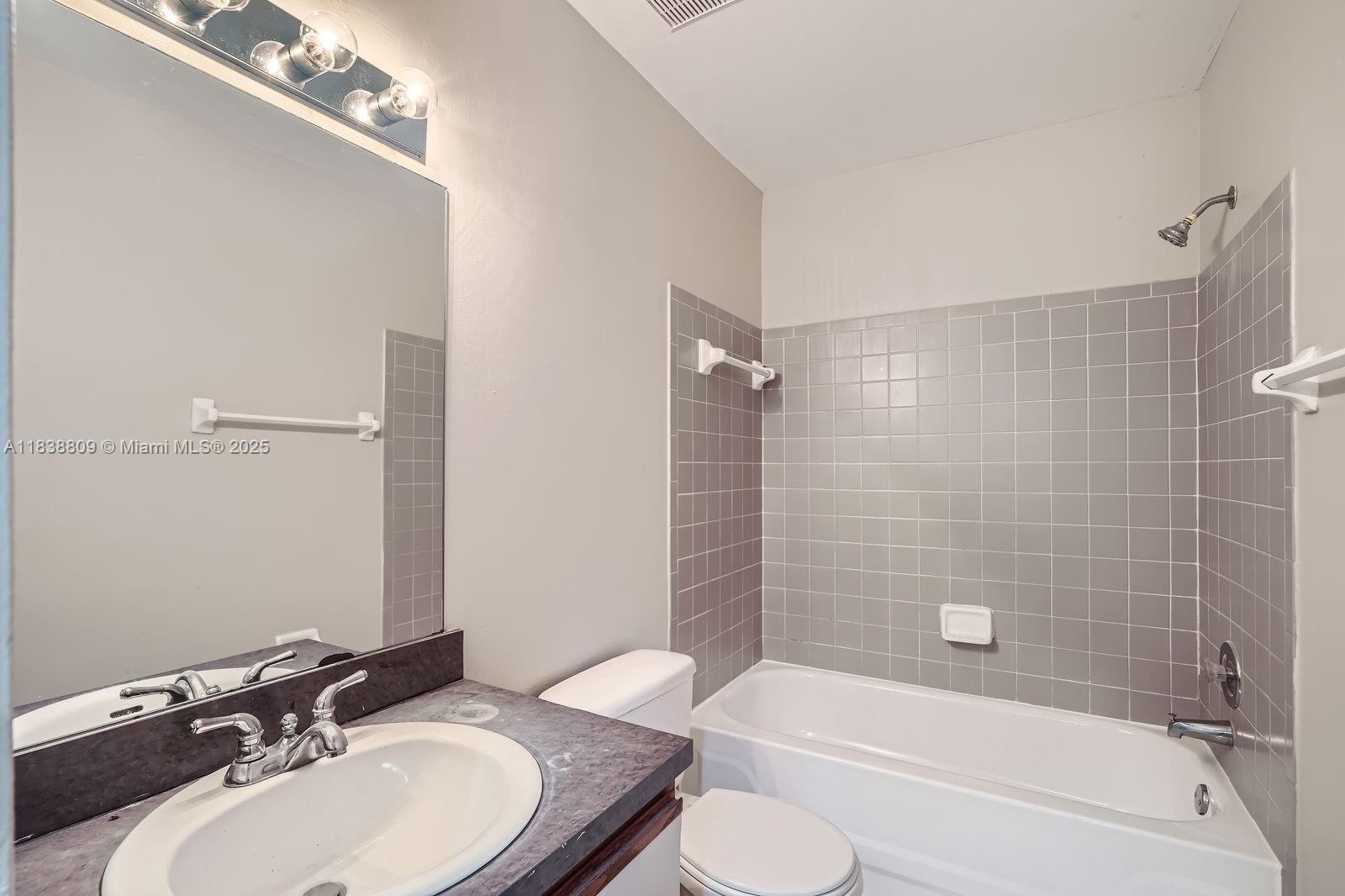 10897 Grandview Ct, Royal Palm Beach, Florida image 16