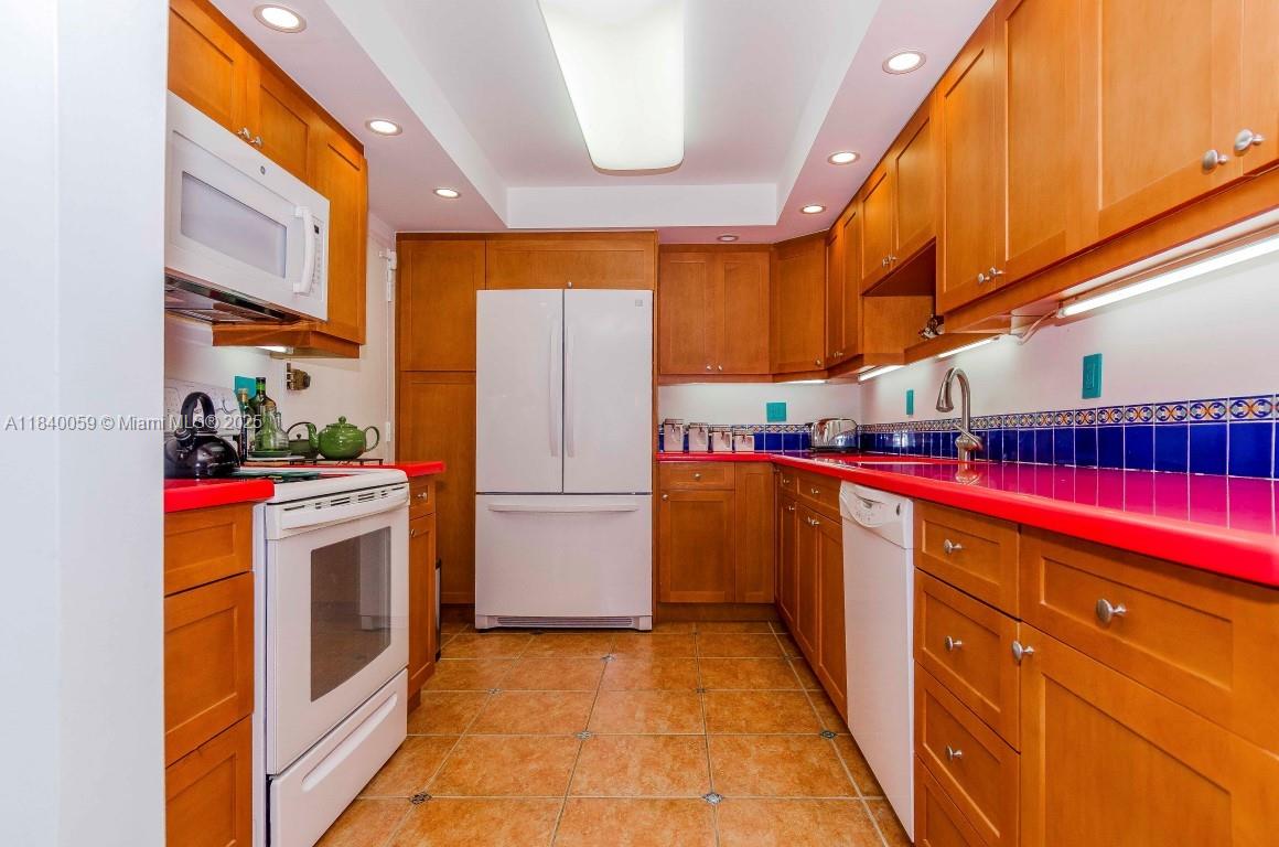 Property photo # 8