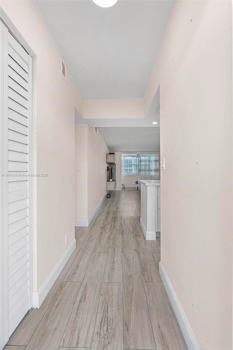 609 NE 14th Ave #603, Hallandale Beach, Florida image 5