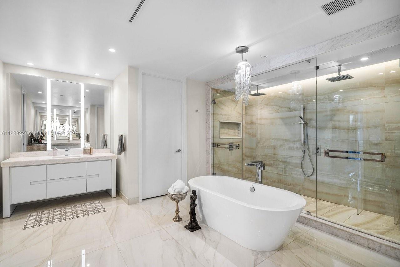 655 Meridian Ave #2, Miami Beach, Florida image 21