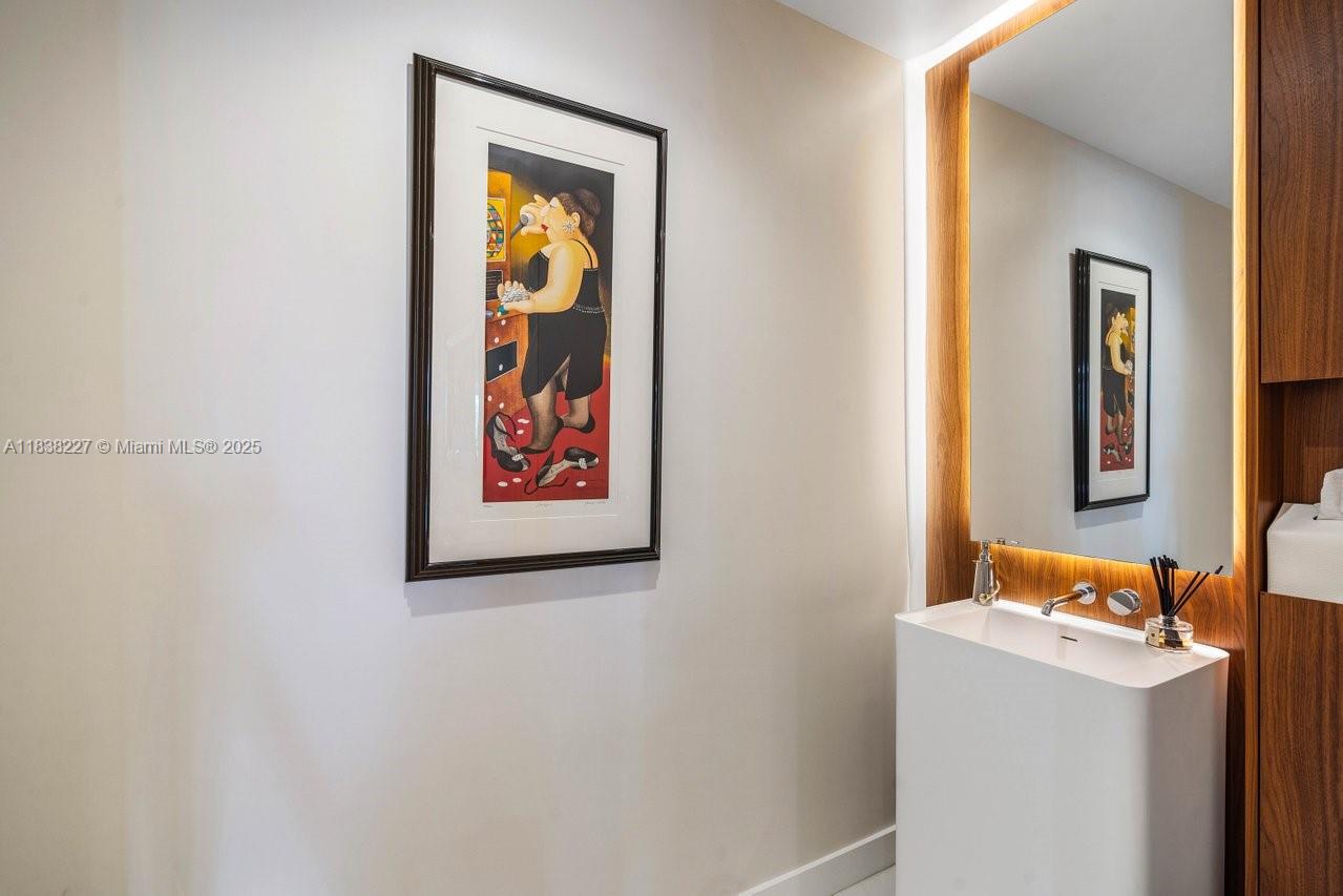 655 Meridian Ave #2, Miami Beach, Florida image 3