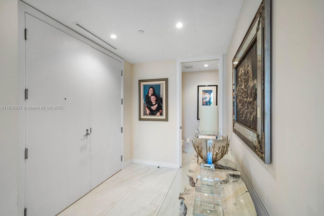 655 Meridian Ave #2, Miami Beach, Florida image 4
