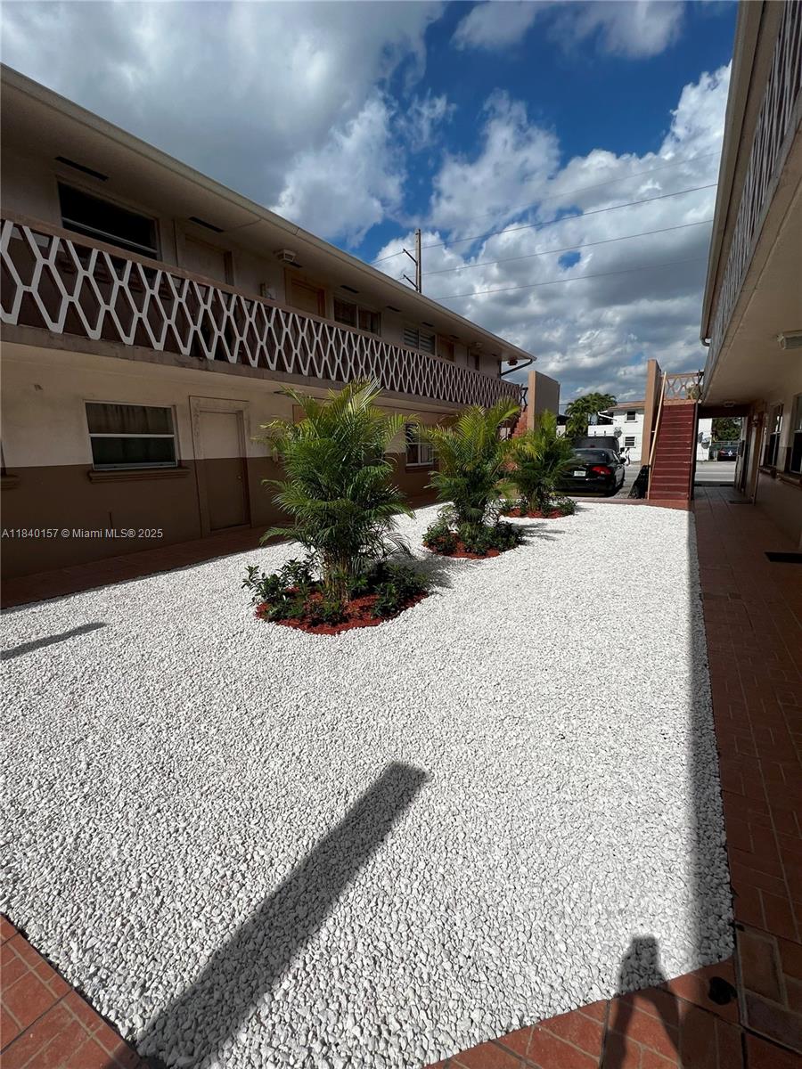Property photo # 0