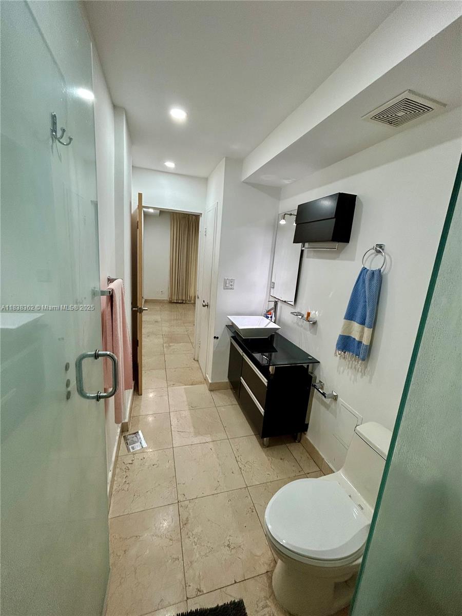 5401 Collins Ave #514, Miami Beach, Florida image 26