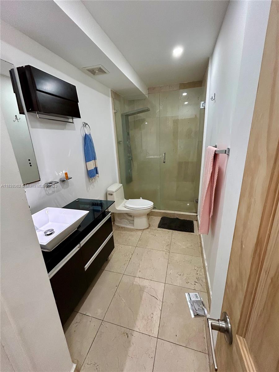 5401 Collins Ave #514, Miami Beach, Florida image 27