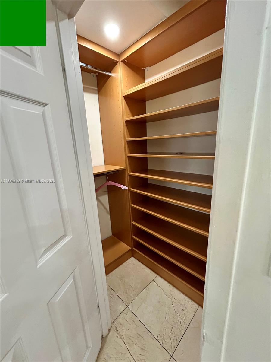 5401 Collins Ave #514, Miami Beach, Florida image 30