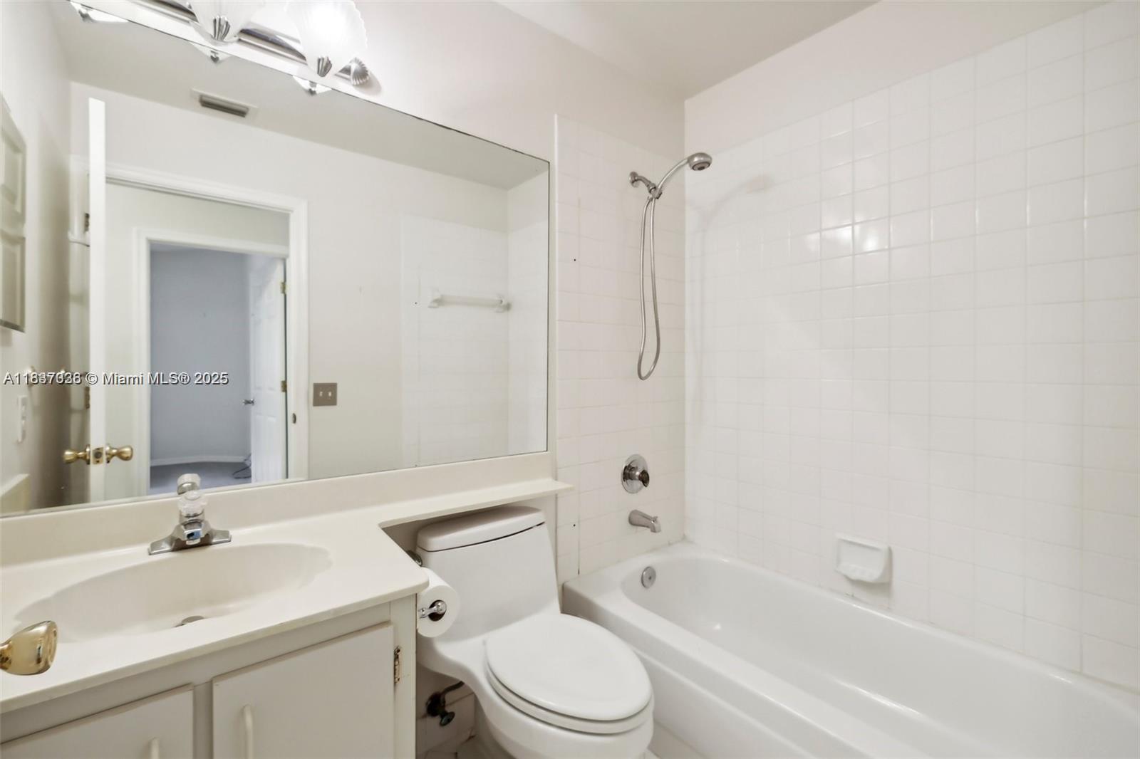 1010 NW 105th Way #B-139, Plantation, Florida image 19