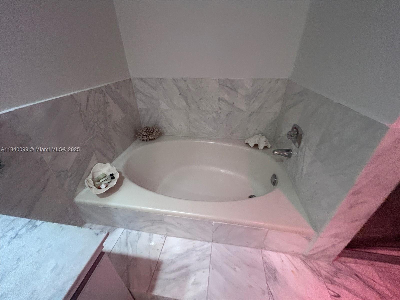 324 Poinciana Dr #906, Sunny Isles Beach, Florida image 13