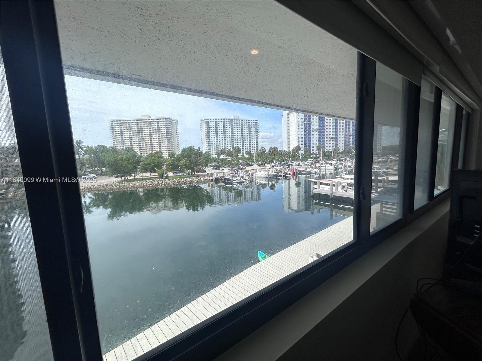 324 Poinciana Dr #906, Sunny Isles Beach, Florida image 15