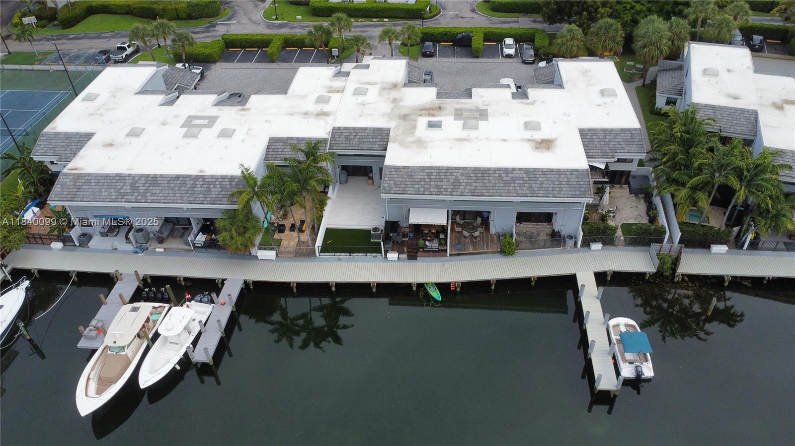 324 Poinciana Dr #906, Sunny Isles Beach, Florida image 4