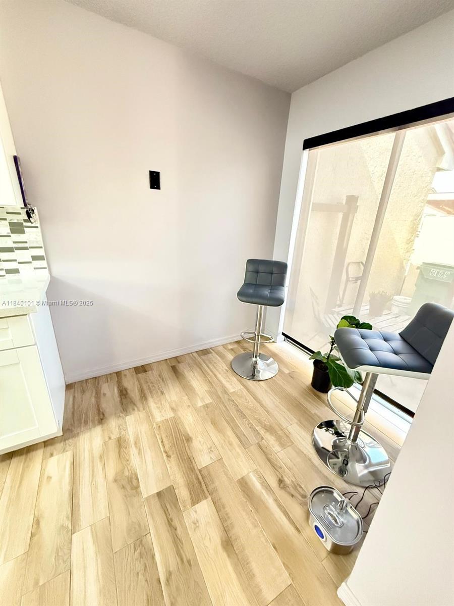 6169 NW 170th Ter, Hialeah, Florida image 12