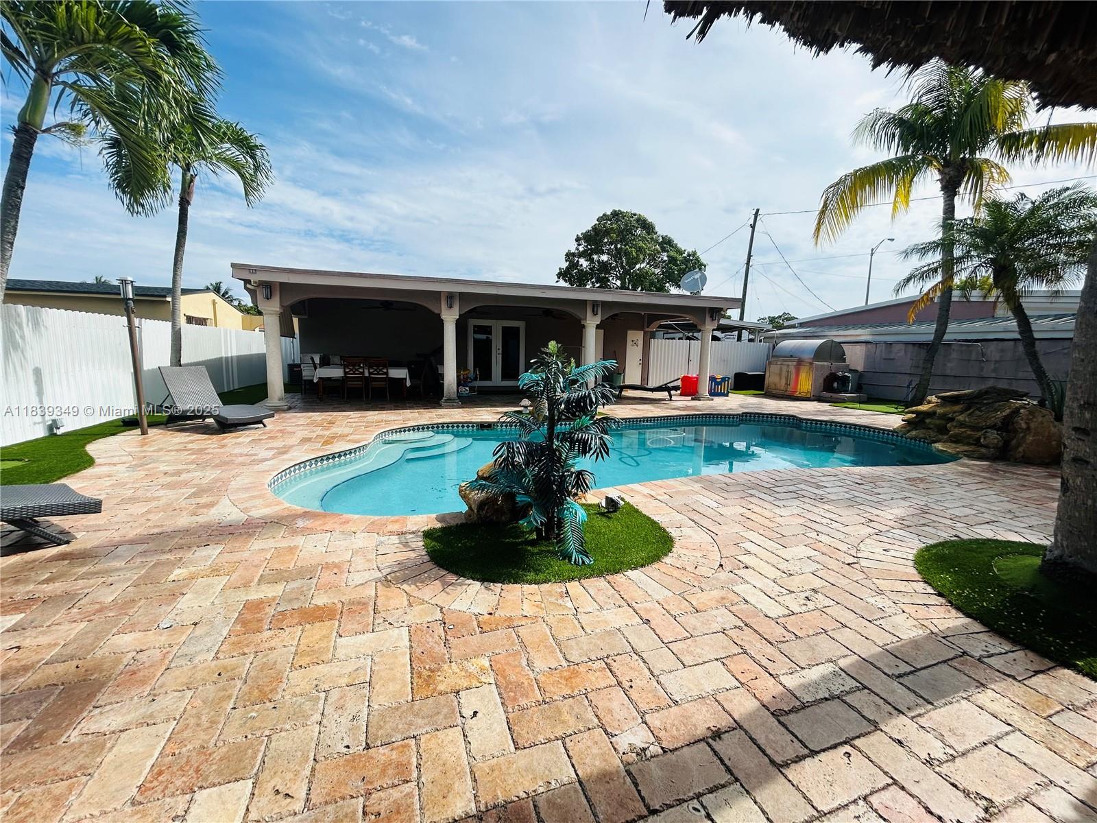 180 E 46th St, Hialeah, Florida image 43
