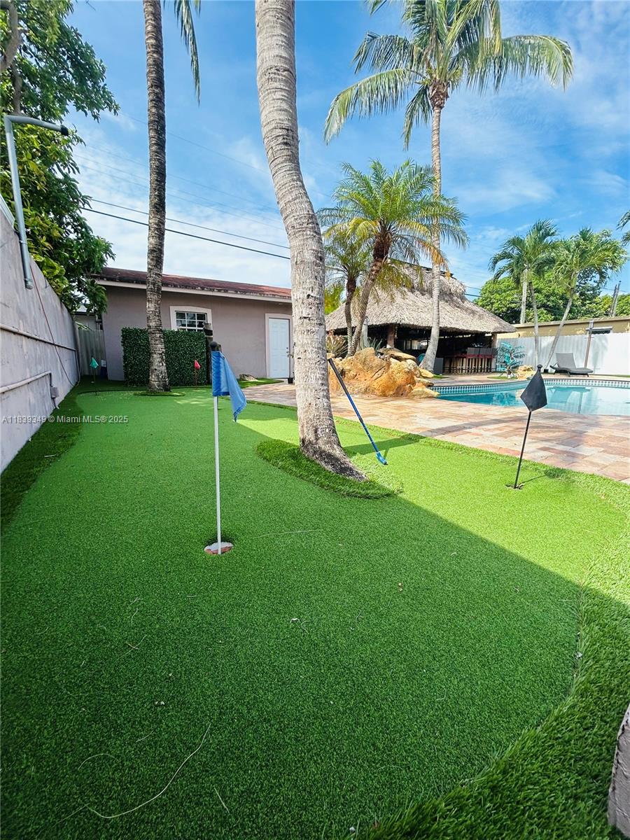 180 E 46th St, Hialeah, Florida image 8