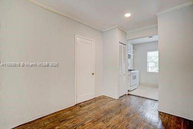 Property photo # 9