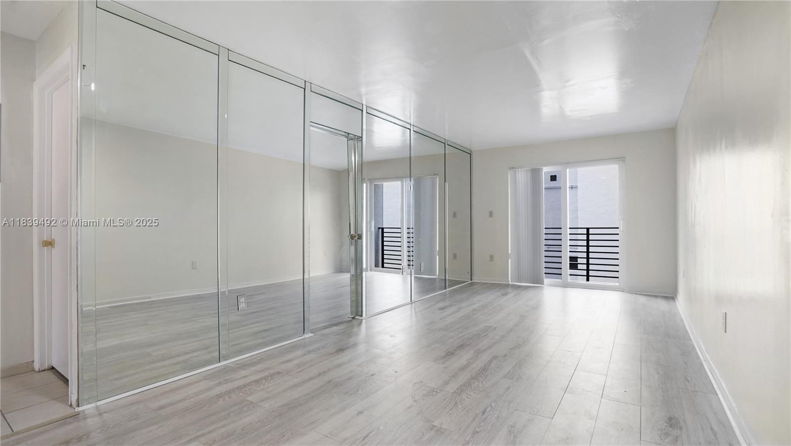 1033 Lenox Ave #304, Miami Beach, Florida image 4