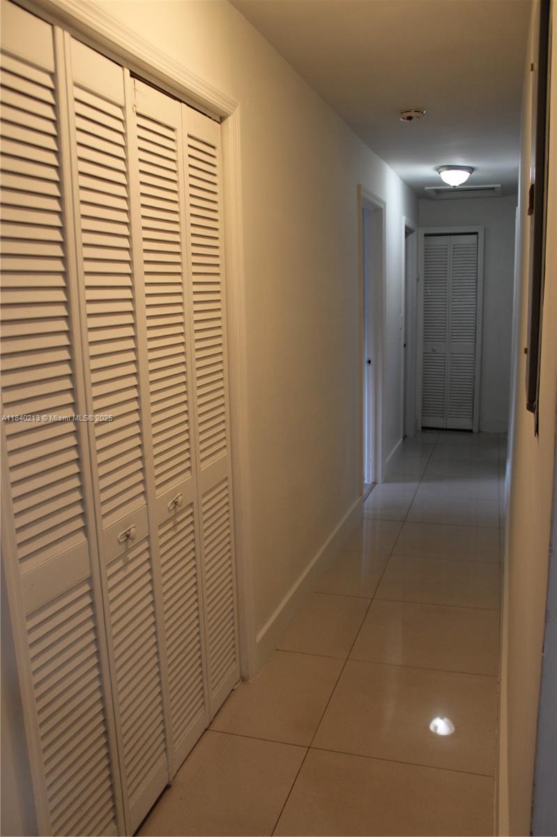 Residential, Hollywood, Florida image 11