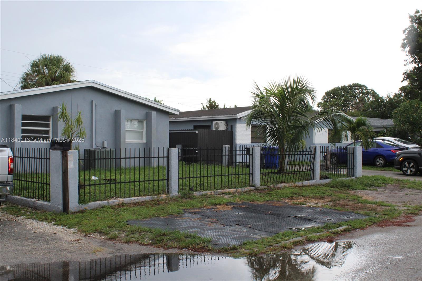 Residential, Hollywood, Florida image 5
