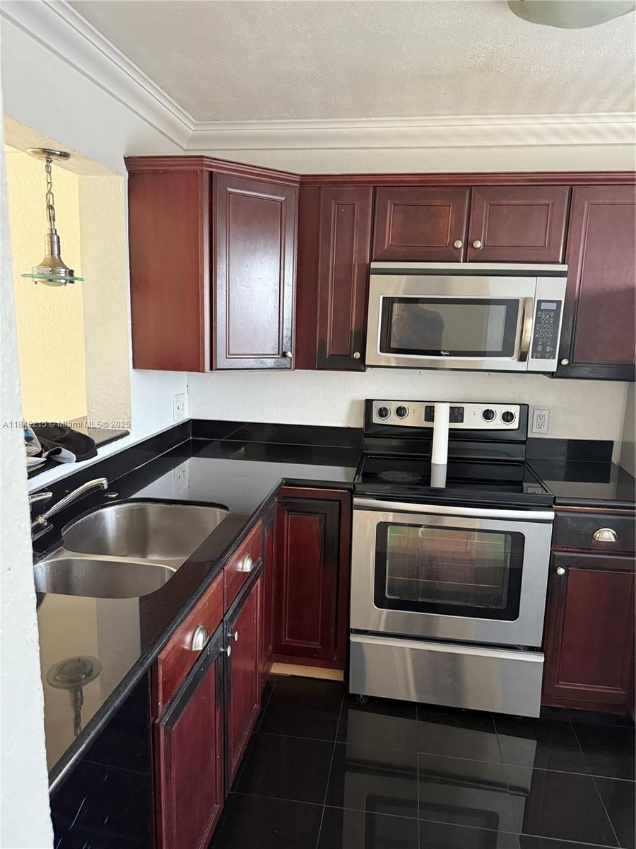 Property photo # 3