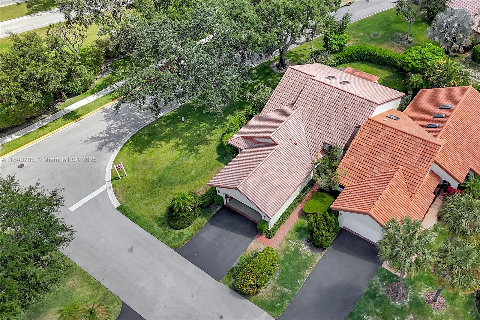 23273 Water Cir, Boca Raton, Florida image 2