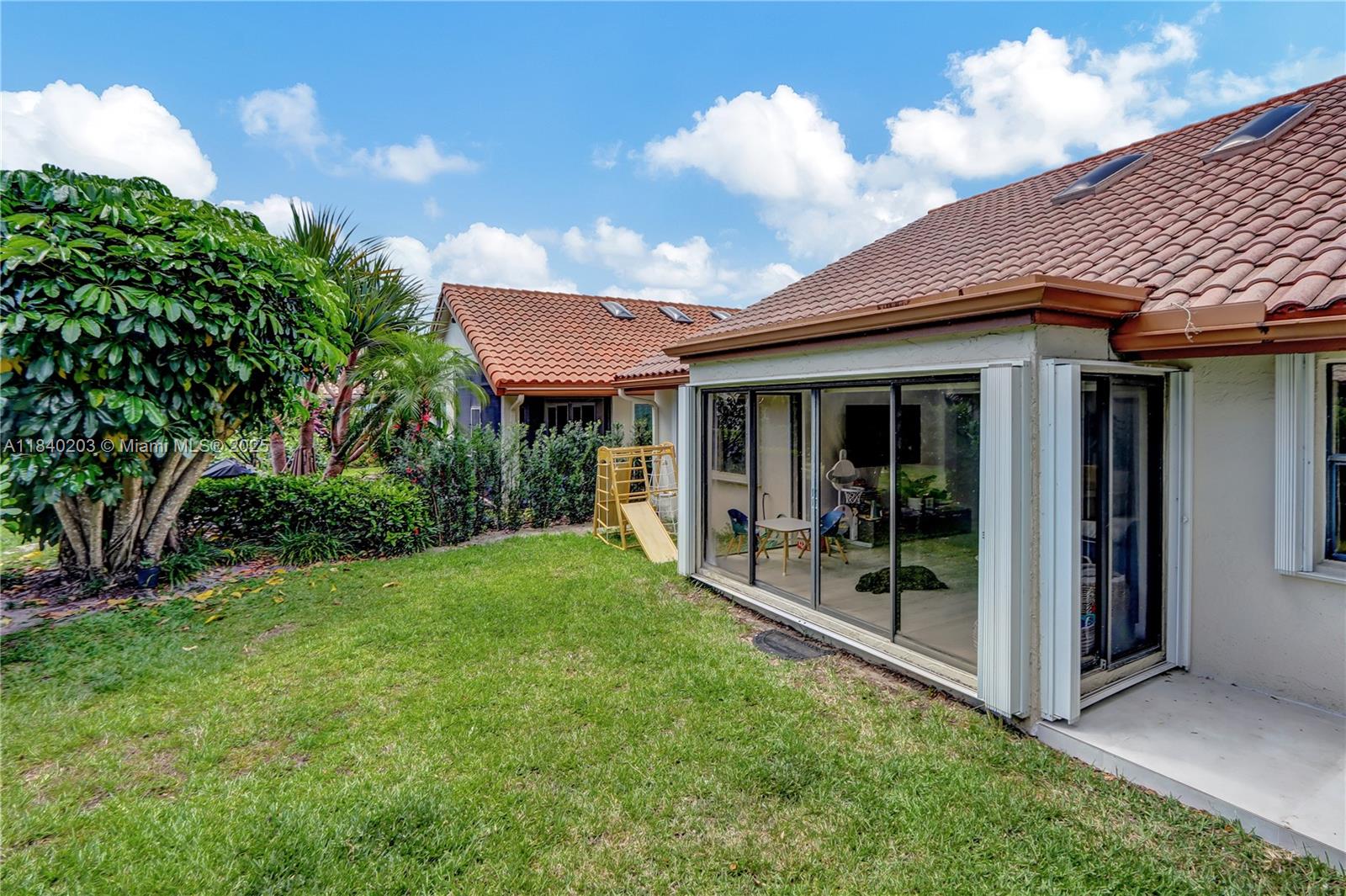 23273 Water Cir, Boca Raton, Florida image 22