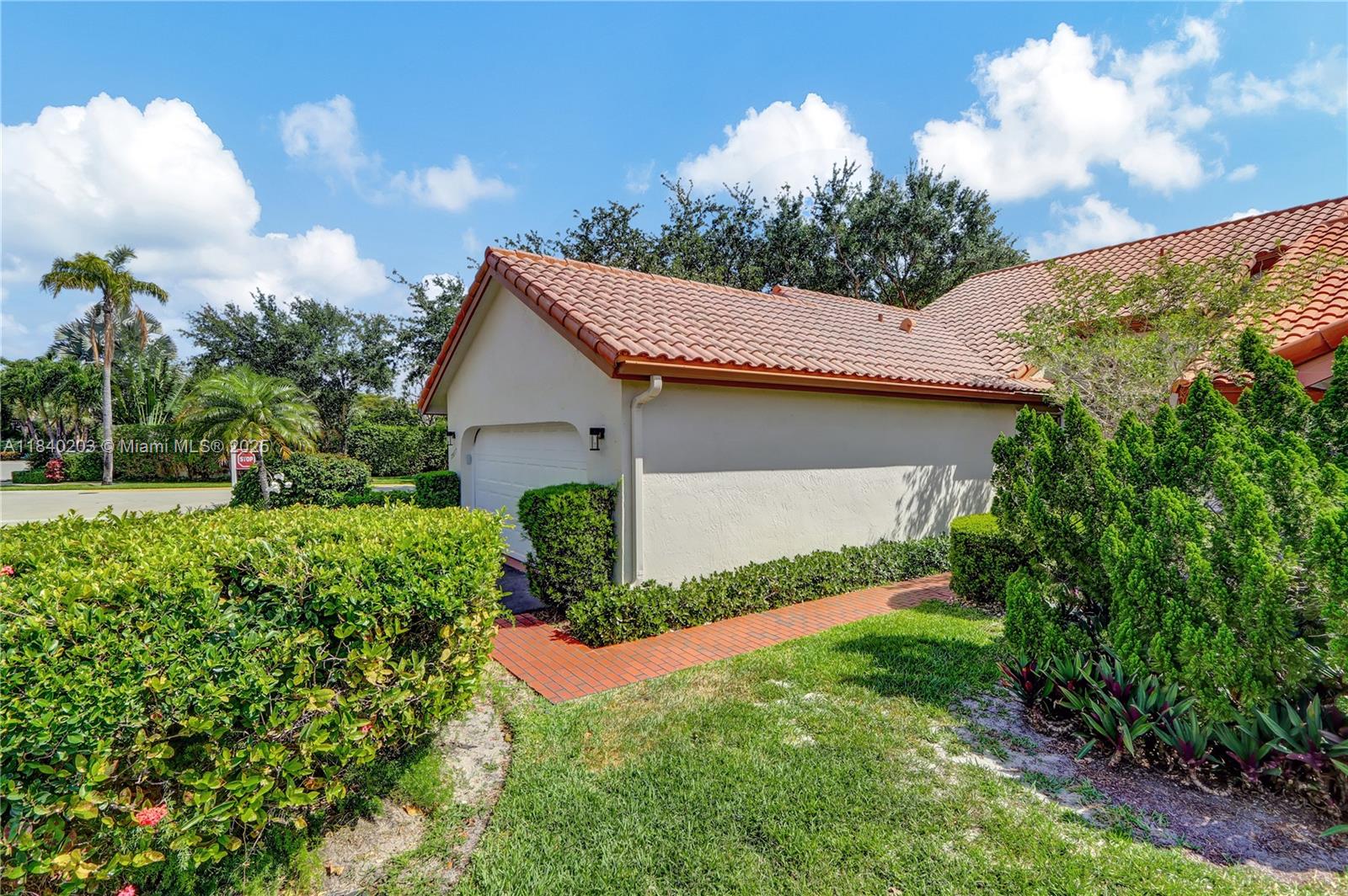 23273 Water Cir, Boca Raton, Florida image 4