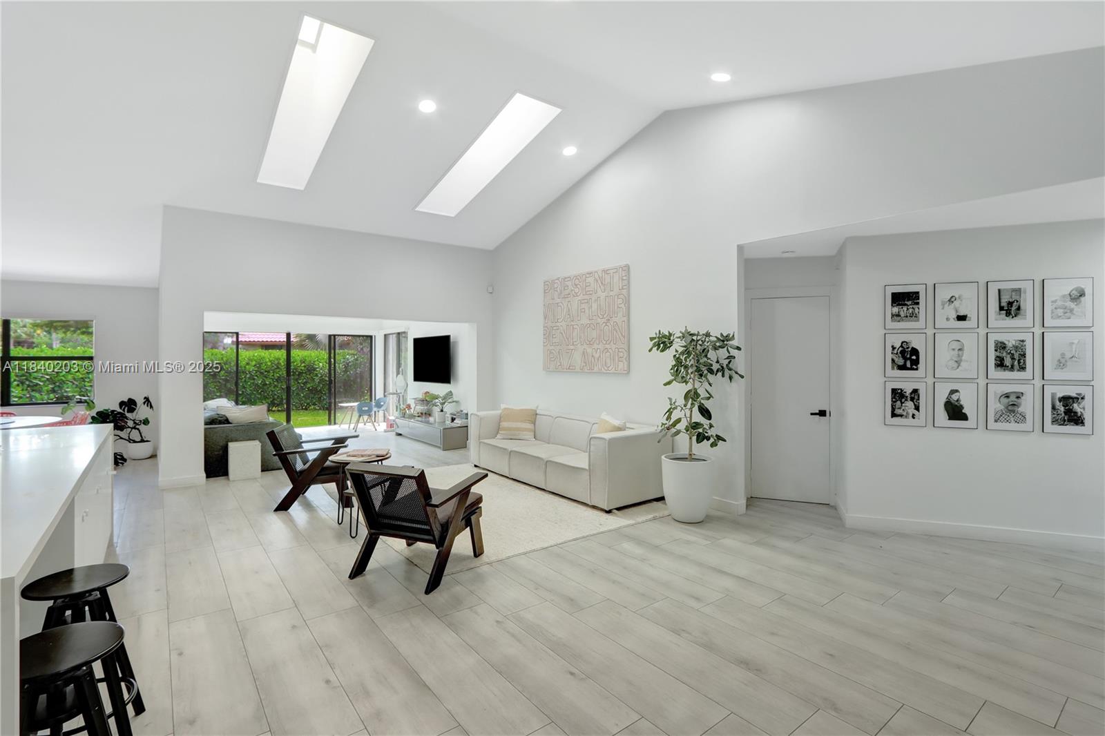 23273 Water Cir, Boca Raton, Florida image 5