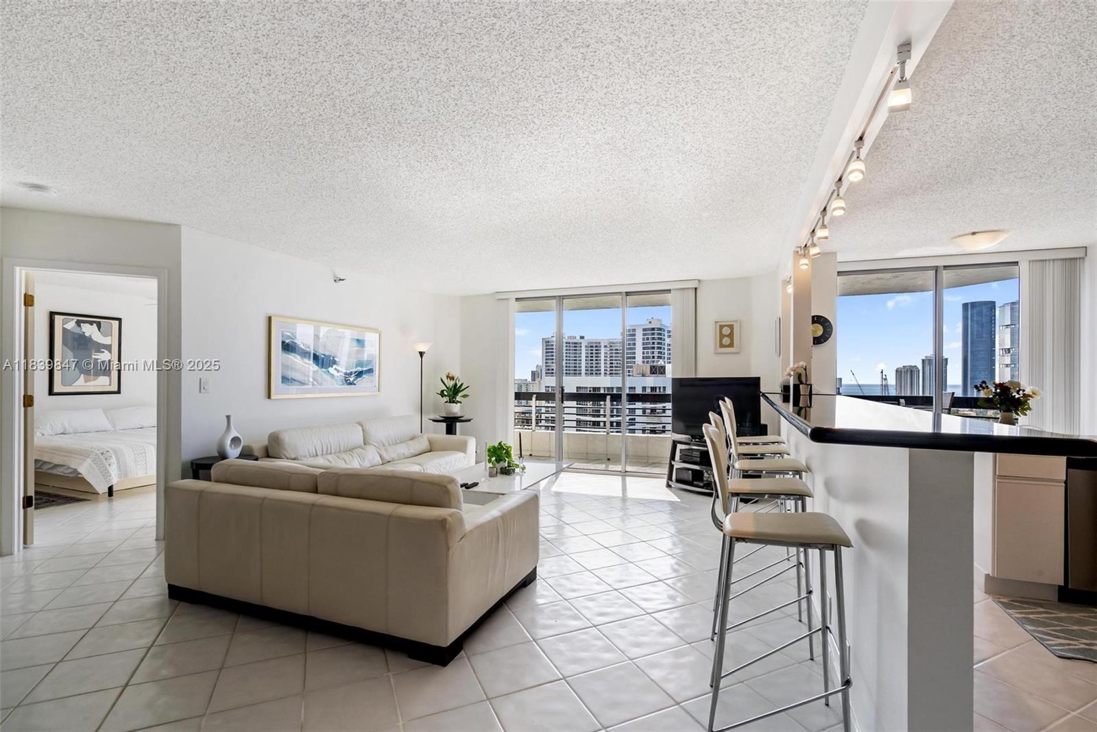 3530 Mystic Pointe Dr #2014, Aventura, Florida image 12