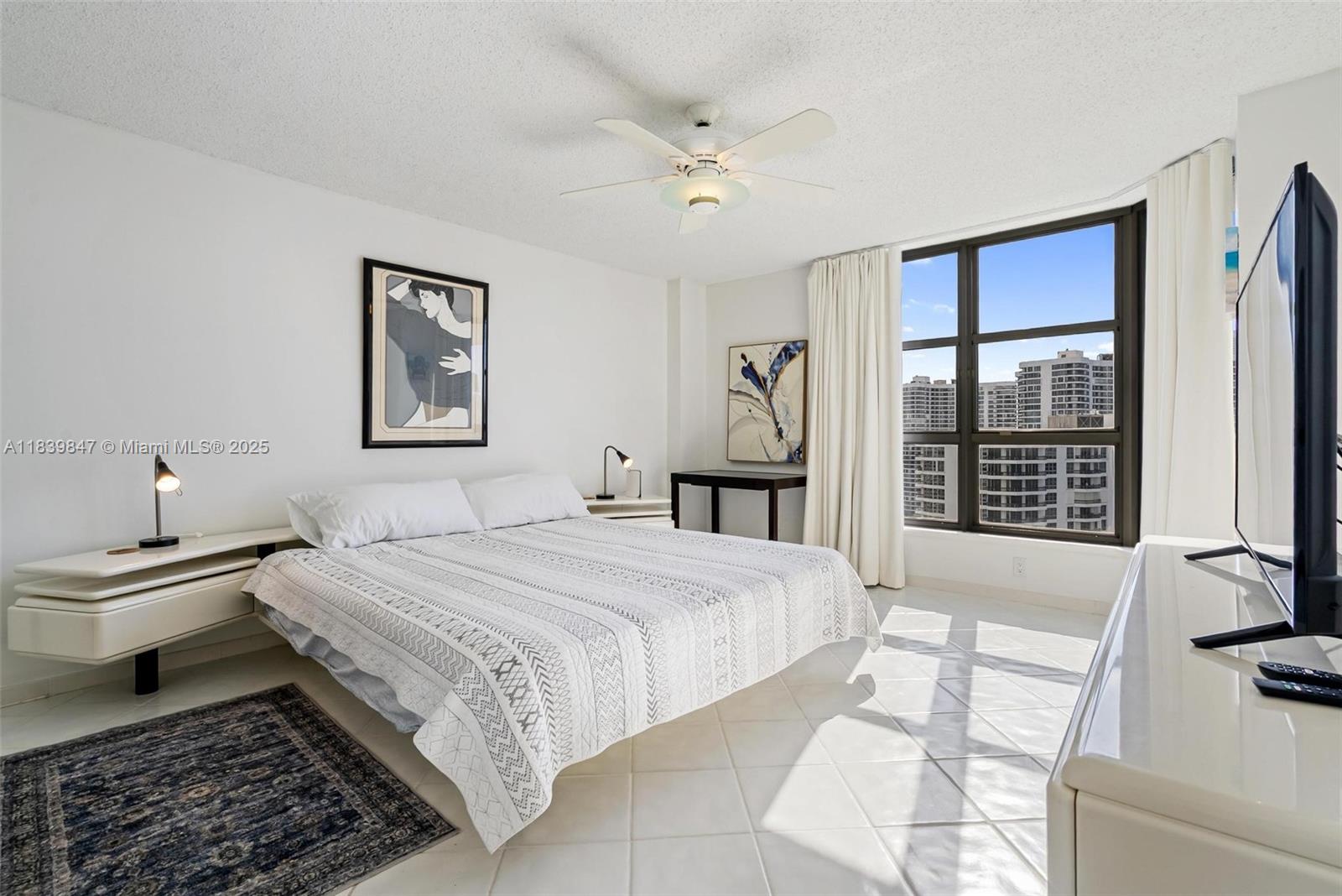 3530 Mystic Pointe Dr #2014, Aventura, Florida image 8