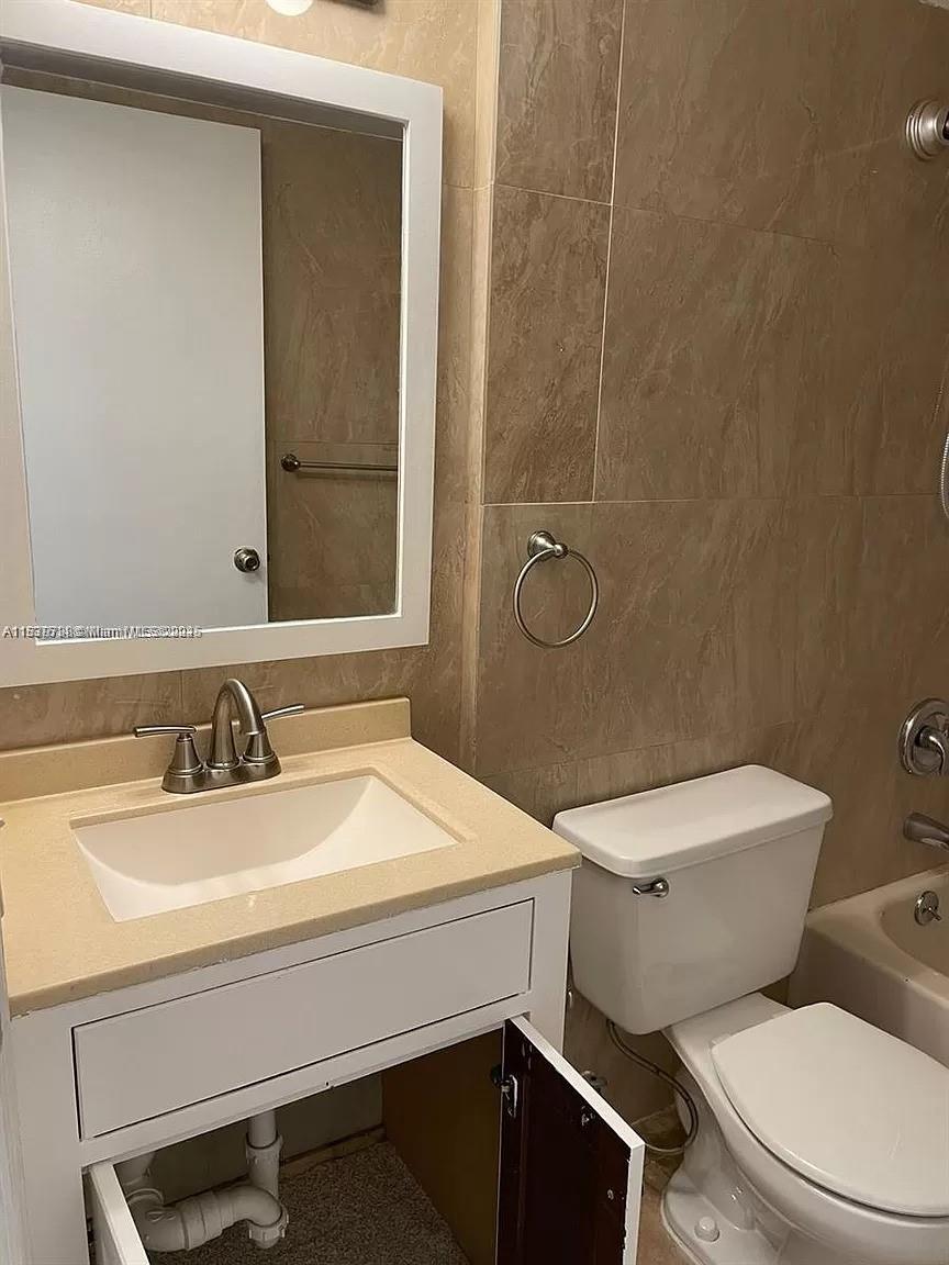 3690 N 56th Ave #916, Hollywood, Florida image 11