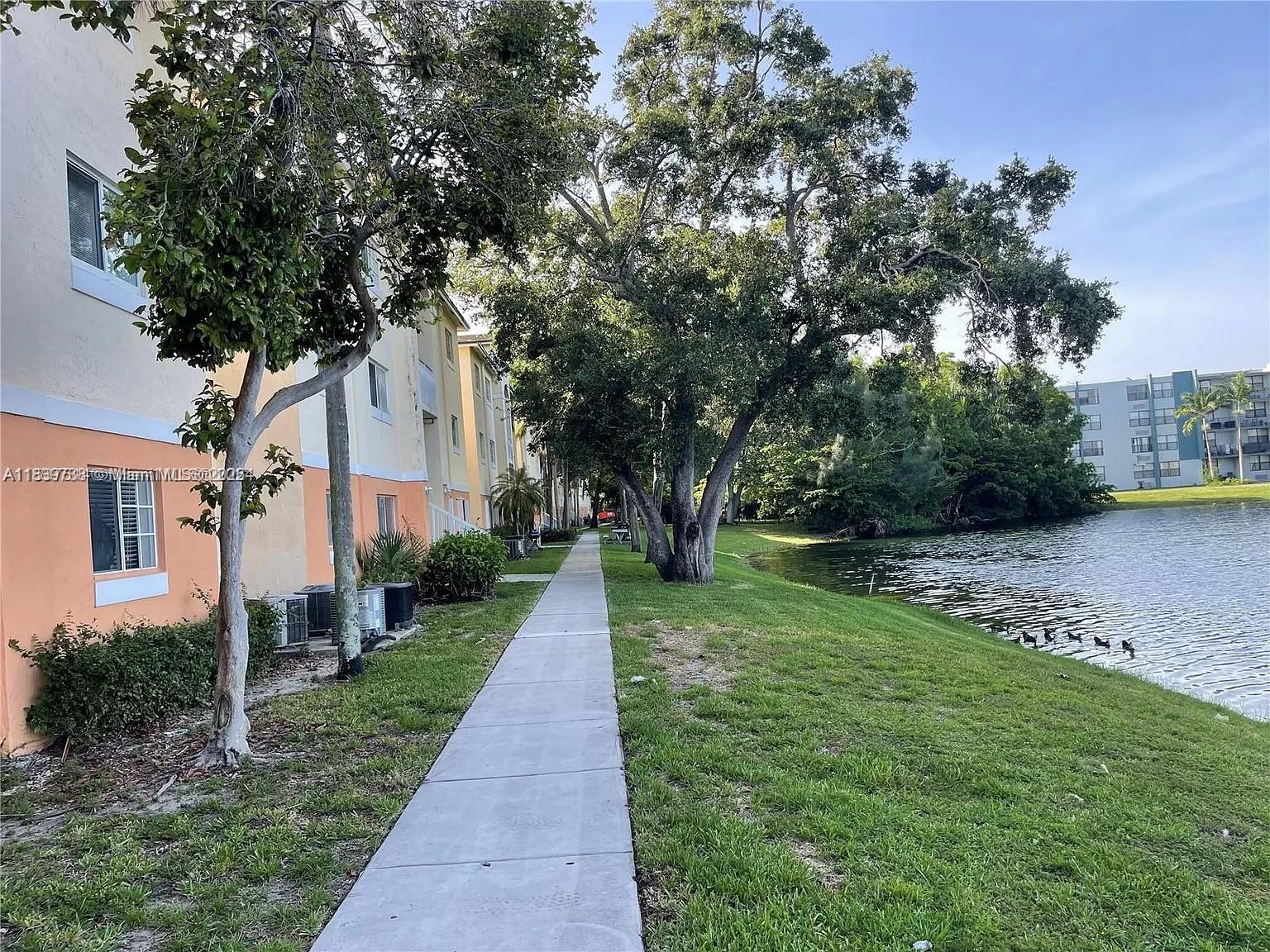 3690 N 56th Ave #916, Hollywood, Florida image 24