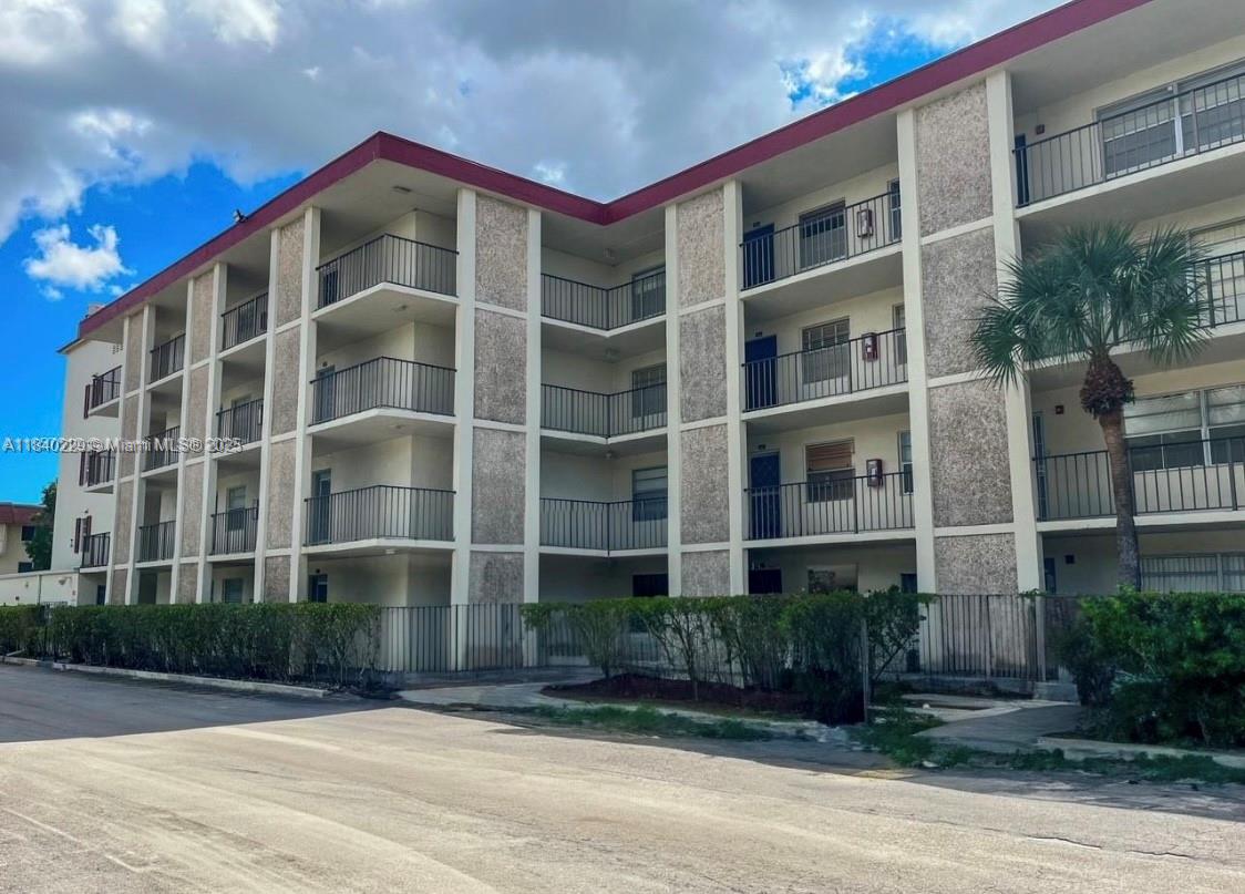 3001 NW 48th Ave #444, Lauderdale Lakes, Florida image 1