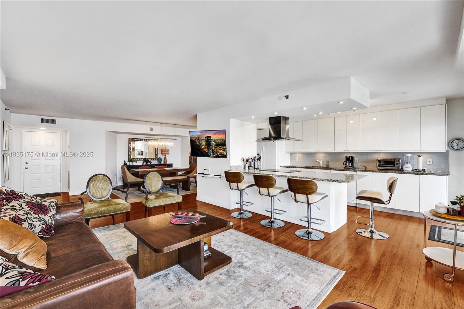 Property photo # 2