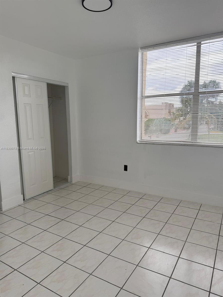 3860 W 11th Ln, Hialeah, Florida image 13