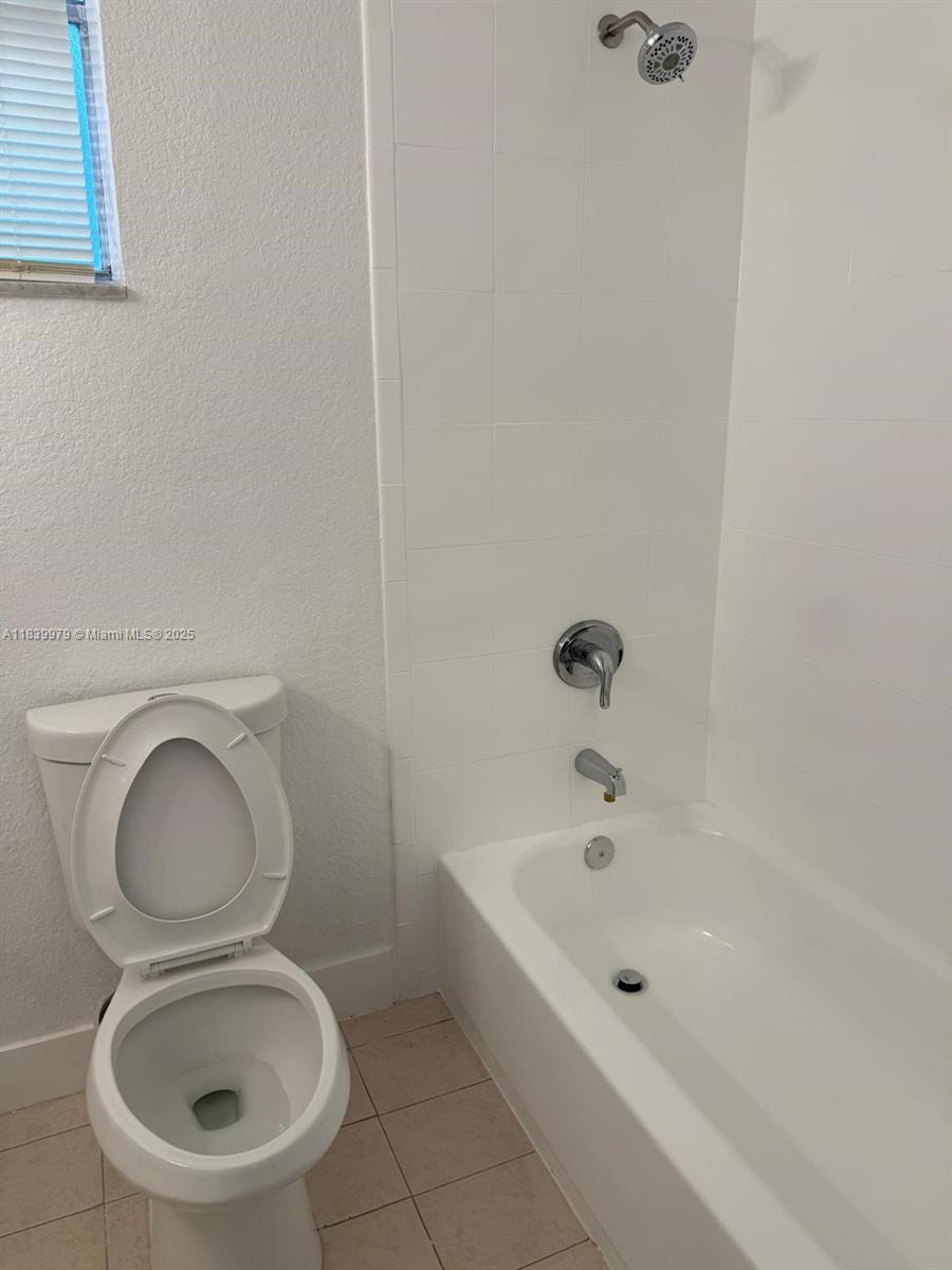 3860 W 11th Ln, Hialeah, Florida image 17