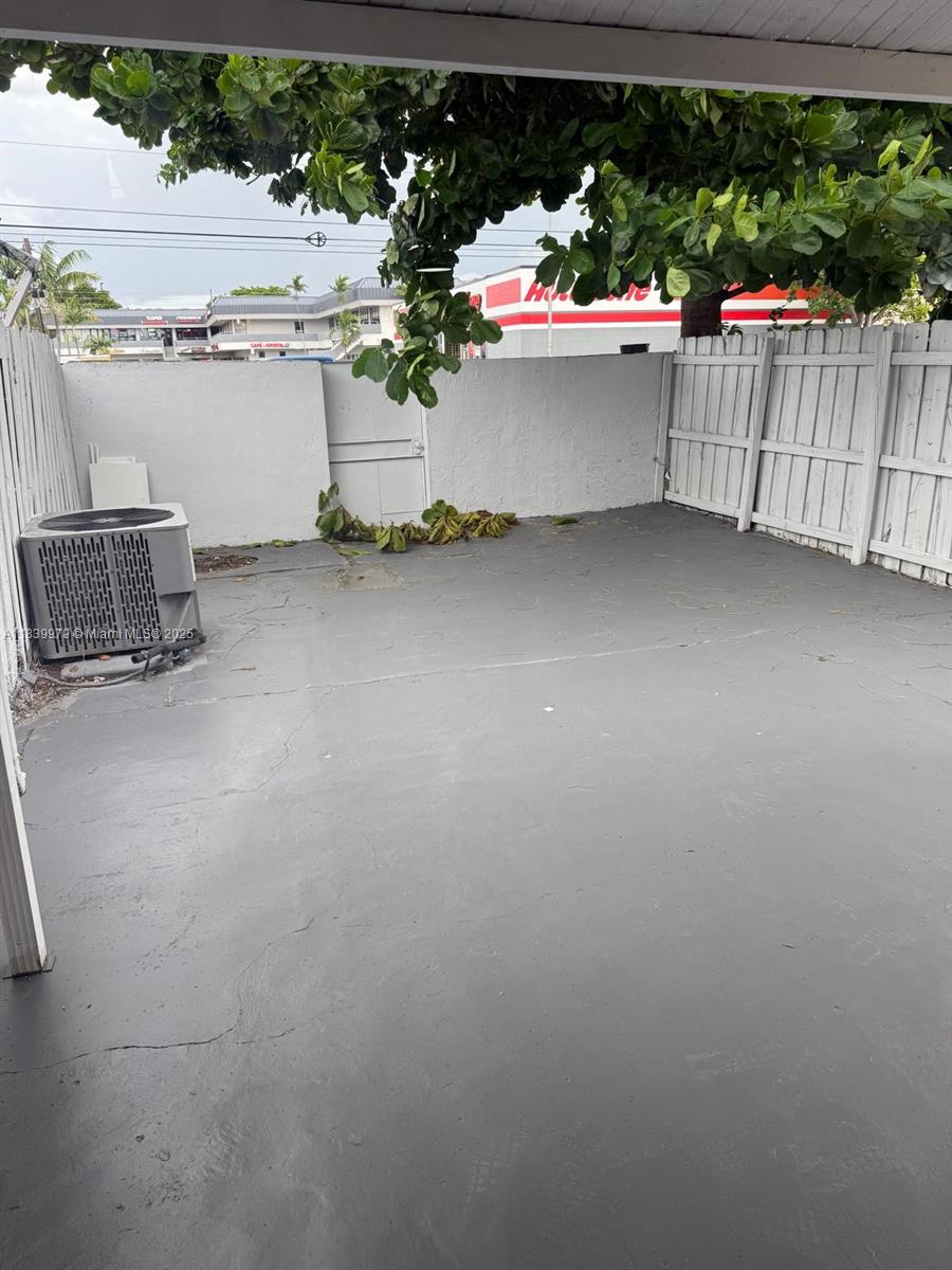 3860 W 11th Ln, Hialeah, Florida image 5