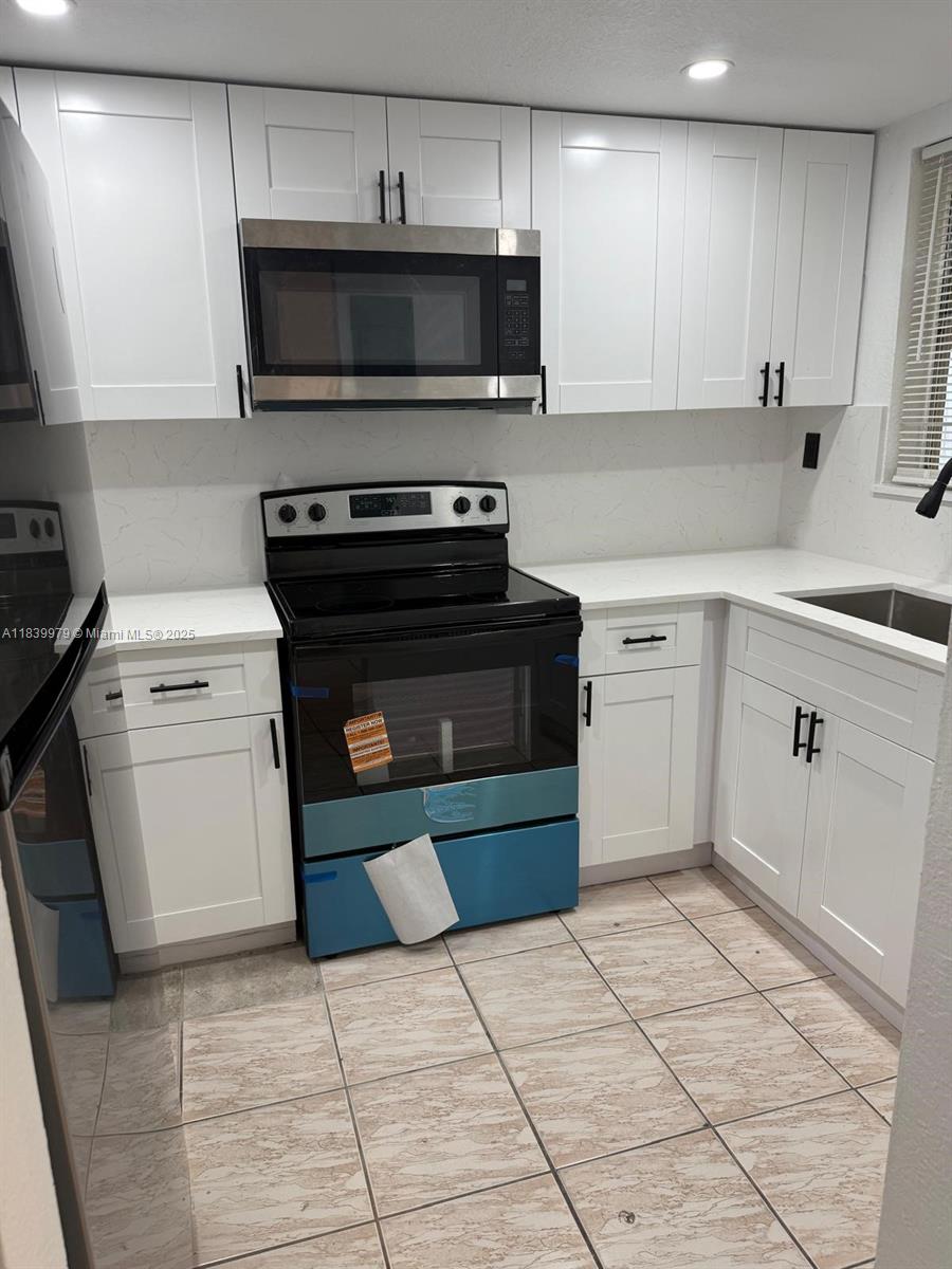 3860 W 11th Ln, Hialeah, Florida image 7