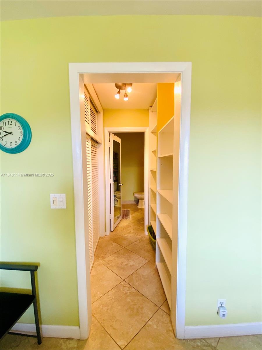 2990 NE 16th Ave #204, Oakland Park, Florida image 15