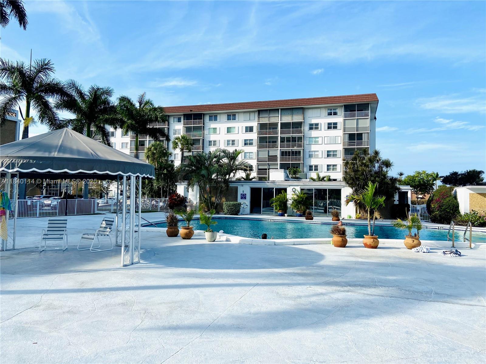 2990 NE 16th Ave #204, Oakland Park, Florida image 27
