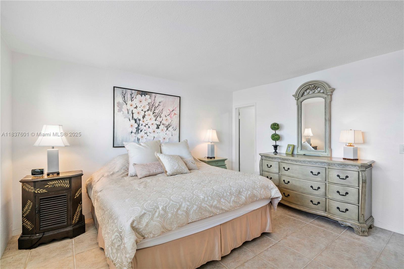 2600 Diana Dr #311, Hallandale Beach, Florida image 14